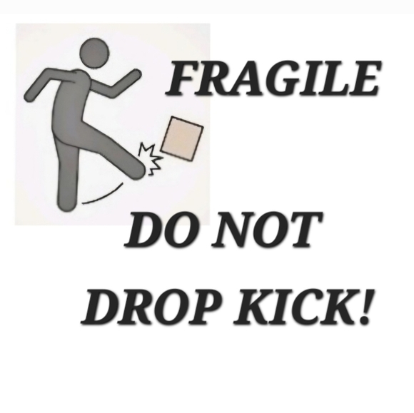 Fragile  100  sticker 2.25x1.25 Or 2x2 - Picture 3 of 4